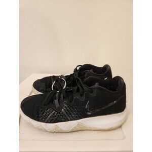 Nike Boys Kyrie Flytrap AA1154-001 Black Basketb Shoes Lace Up Low Top Size 6.5Y